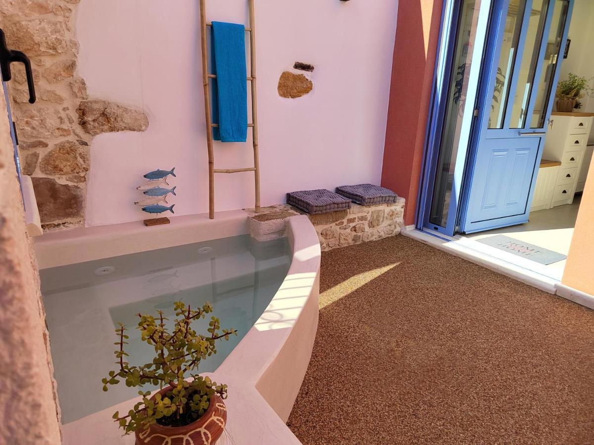 فيلا Mouse House With Sea View And Mini Pool Platanés المظهر الخارجي الصورة
